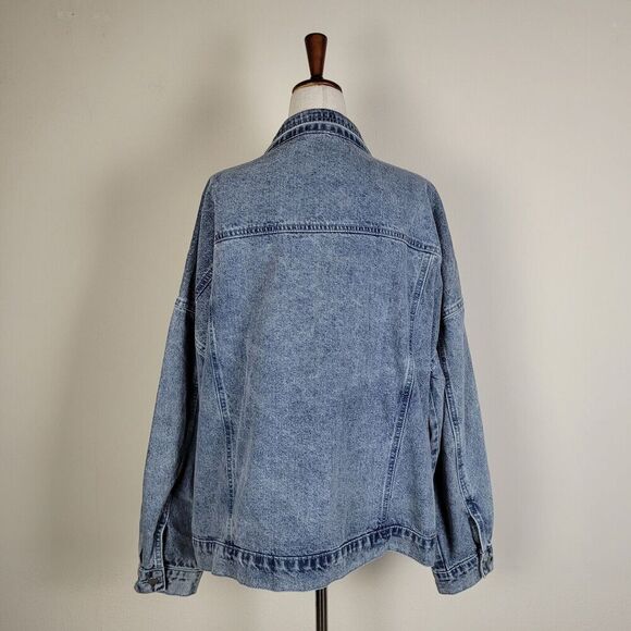 BiBi Jacket Womens Large Blue Denim Trucker Pearls Distressed Button Down NEW - Picture 3 of 7